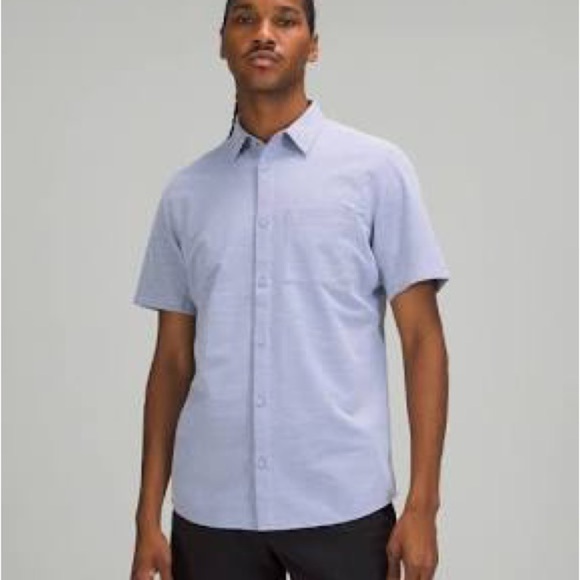 LULULEMON Men’s Commission Short Sleeve Button Down in Blue M Business Casual - Picture 1 of 7